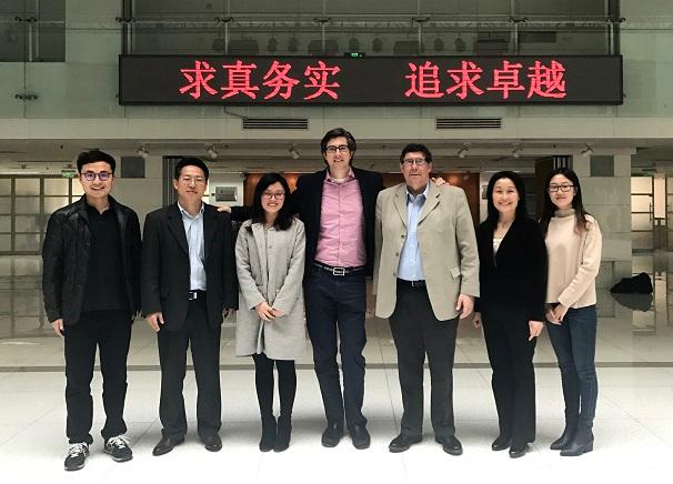 合影.jpg 合影.jpg